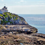 blauwasser_hafen_norwegen_lofoten_henningsvaer_leuchtturm