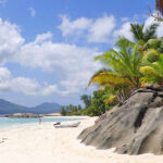 blauwasser_revierinformation_seychellen_strand